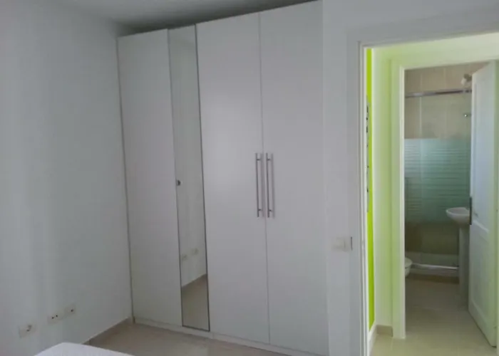 Tranquillo E Soleggiato Feriehus